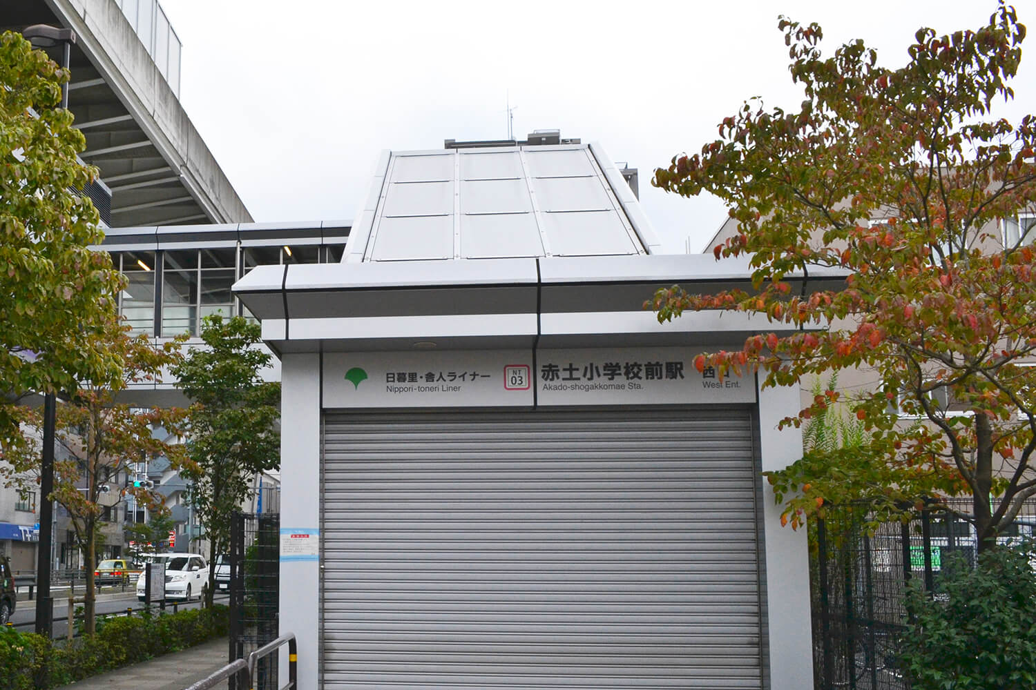 赤土小学校前のハウスクリーニング1